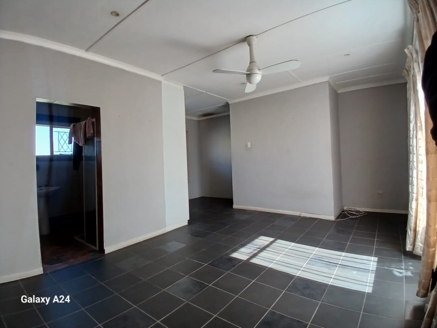 4 Bedroom Property for Sale in Amalinda Eastern Cape